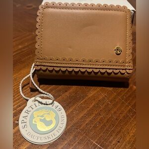 Spartina 449 Tan Scalloped Wallet